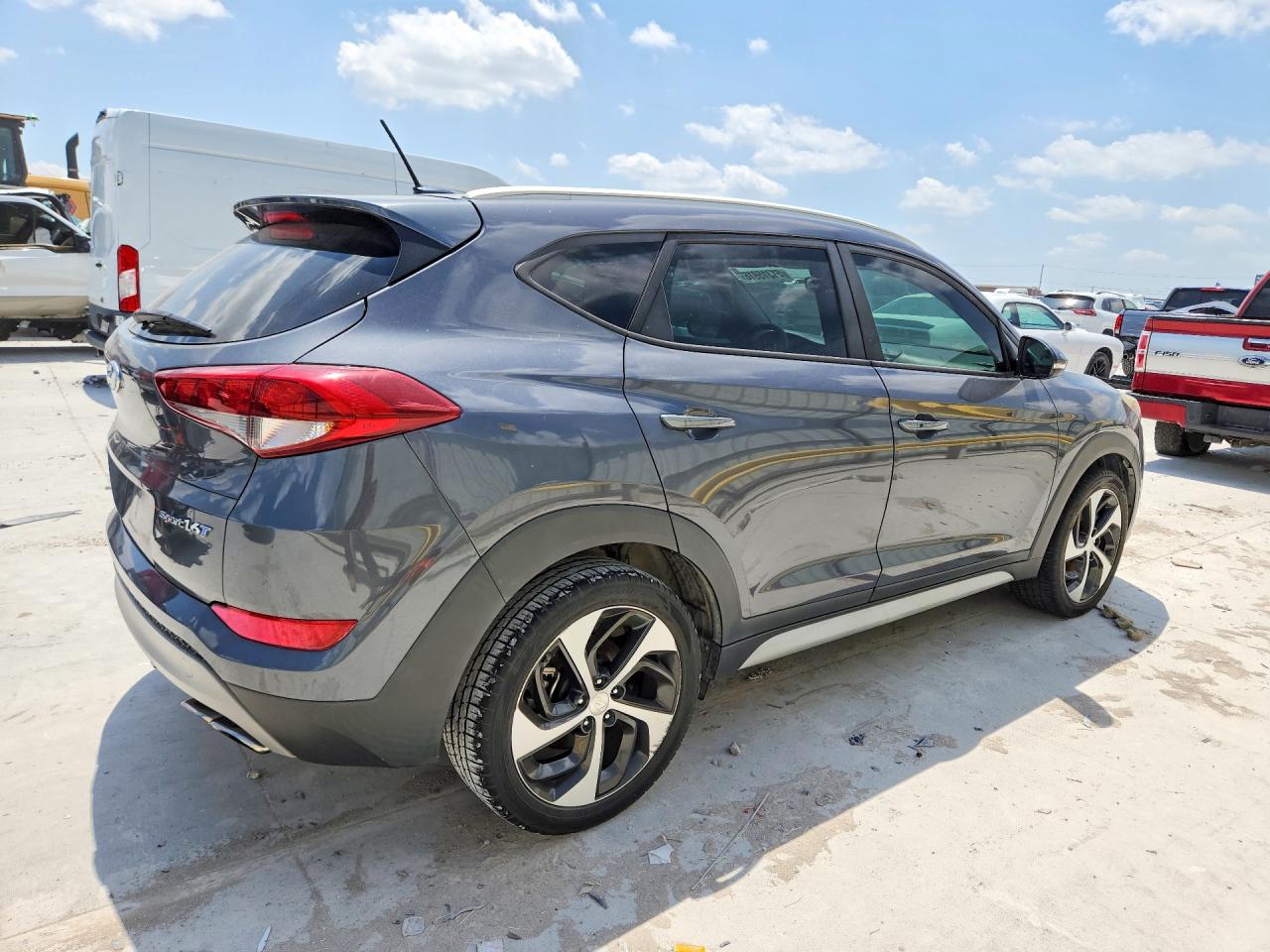 Hyundai TUCSON Sport