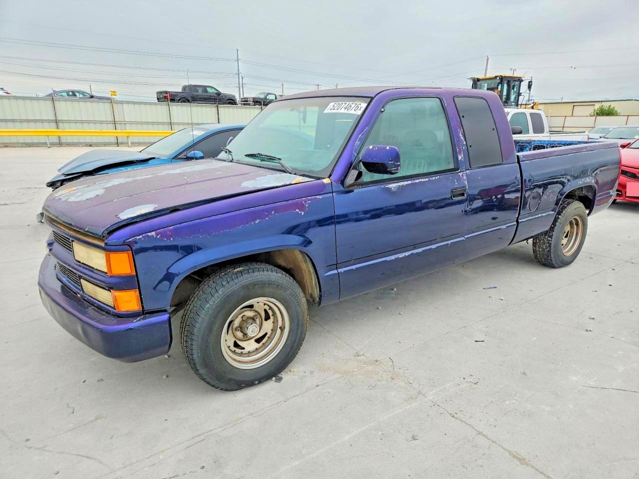 Salvage Chevrolet Gmt Image