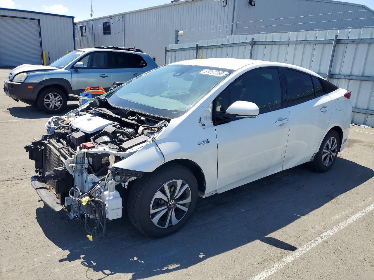 Salvage Toyota Prius Image