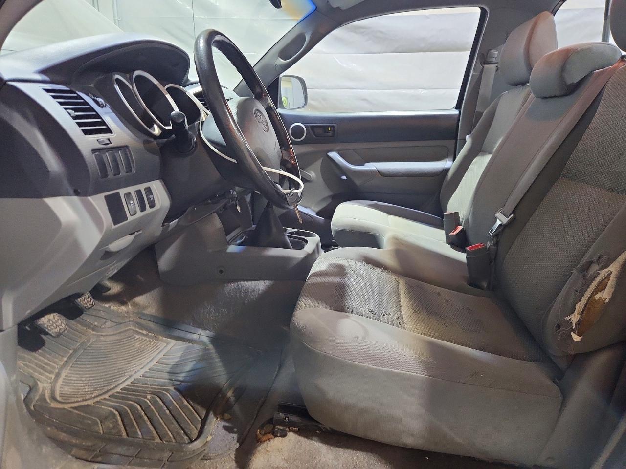 Toyota Tacoma Base