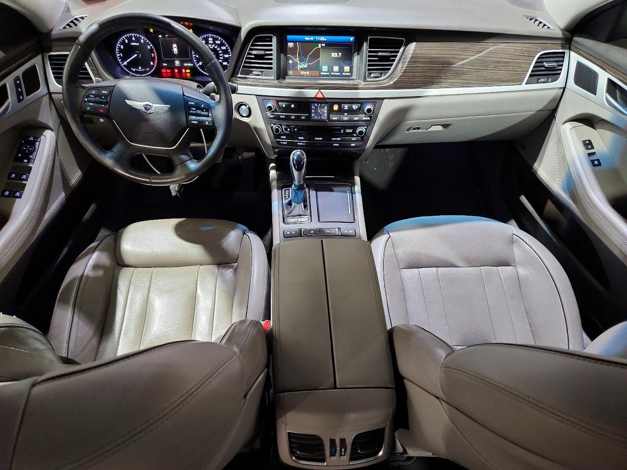 Hyundai Genesis 3.8l