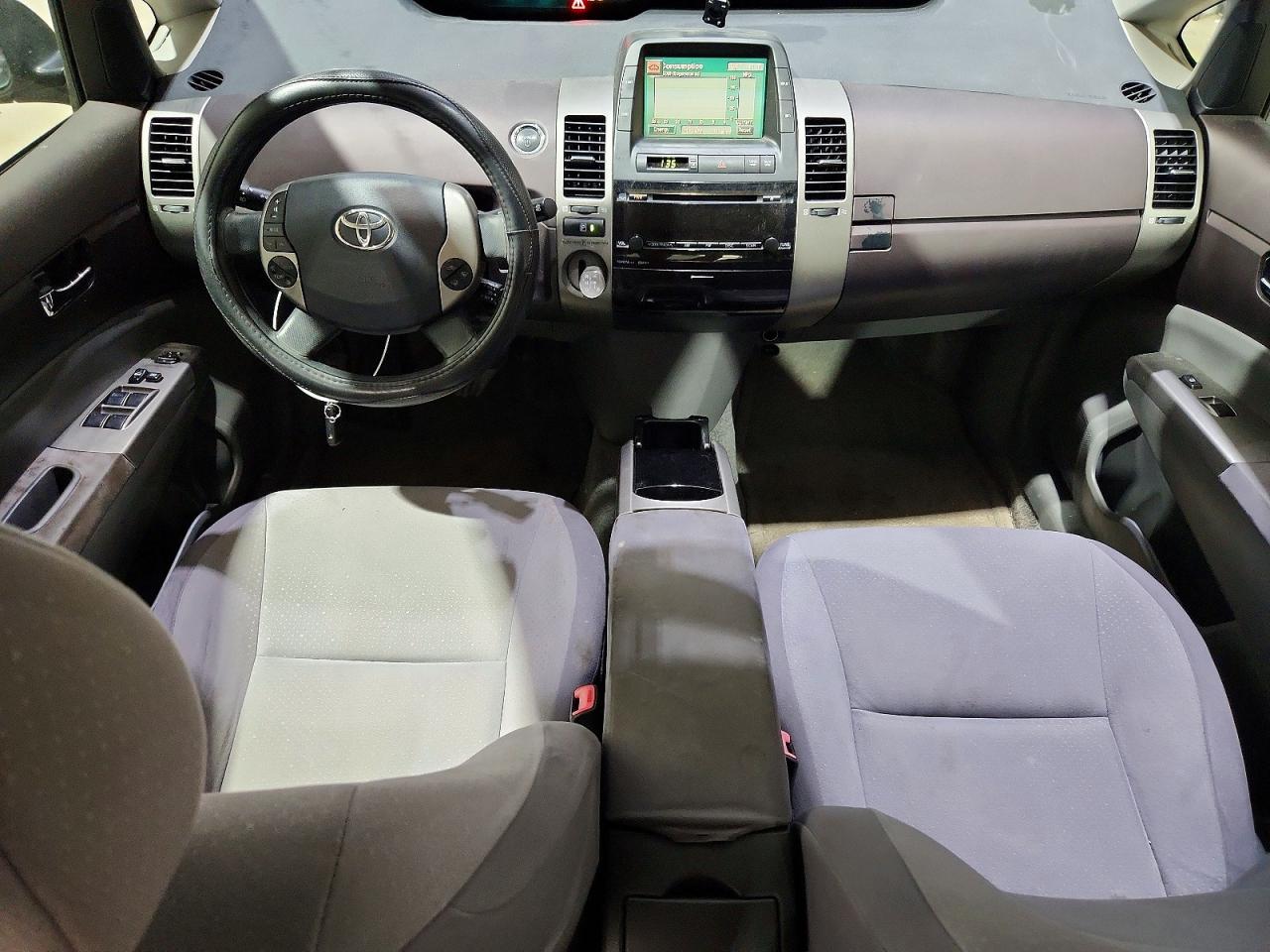 Toyota Prius Base
