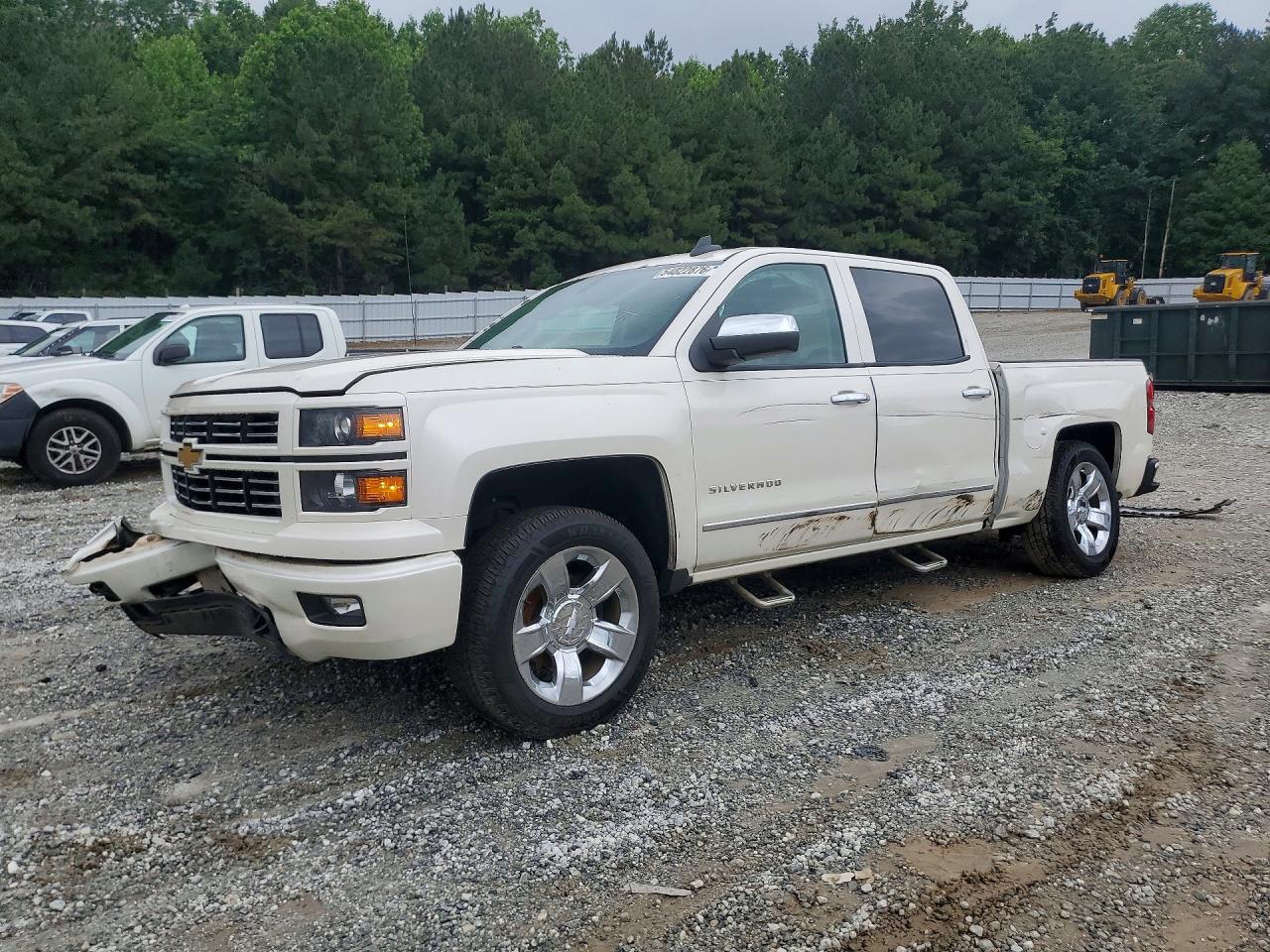 Salvage Chevrolet Silverado Image
