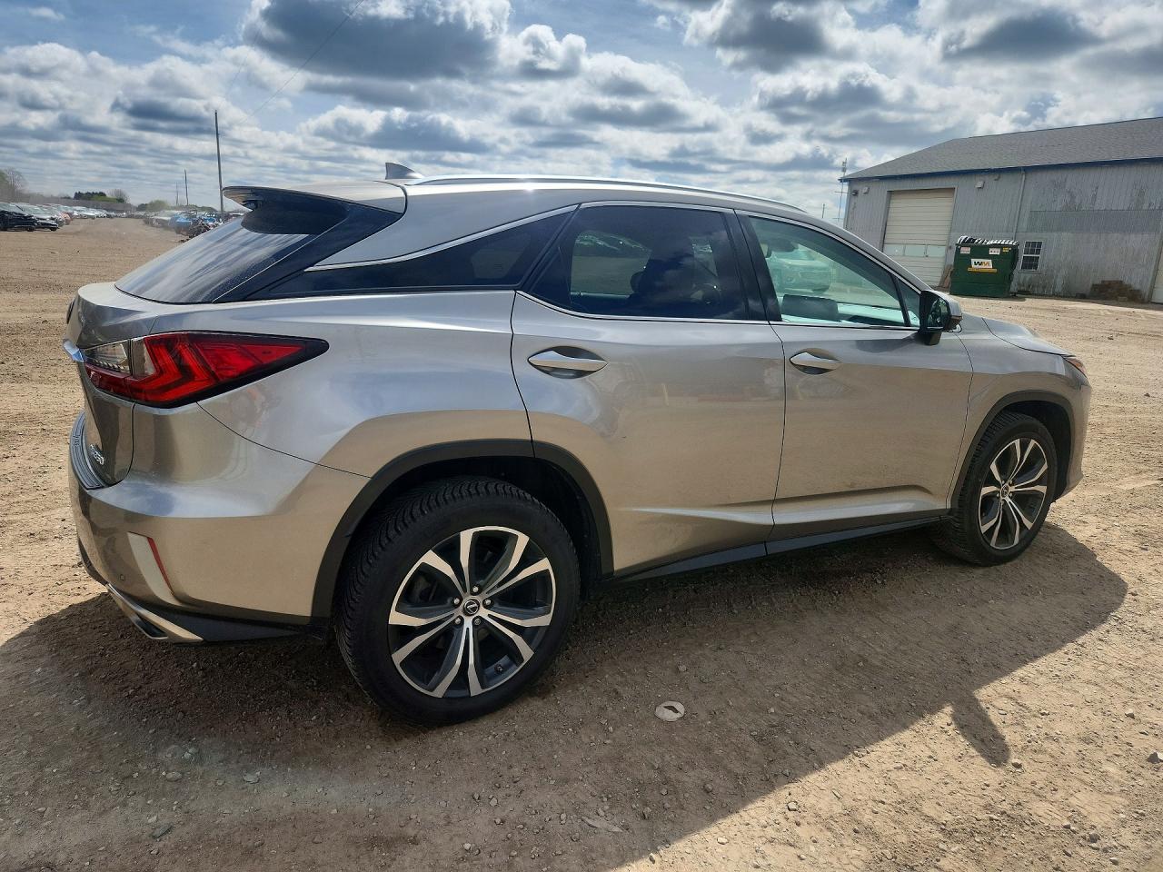 Lexus RX Base