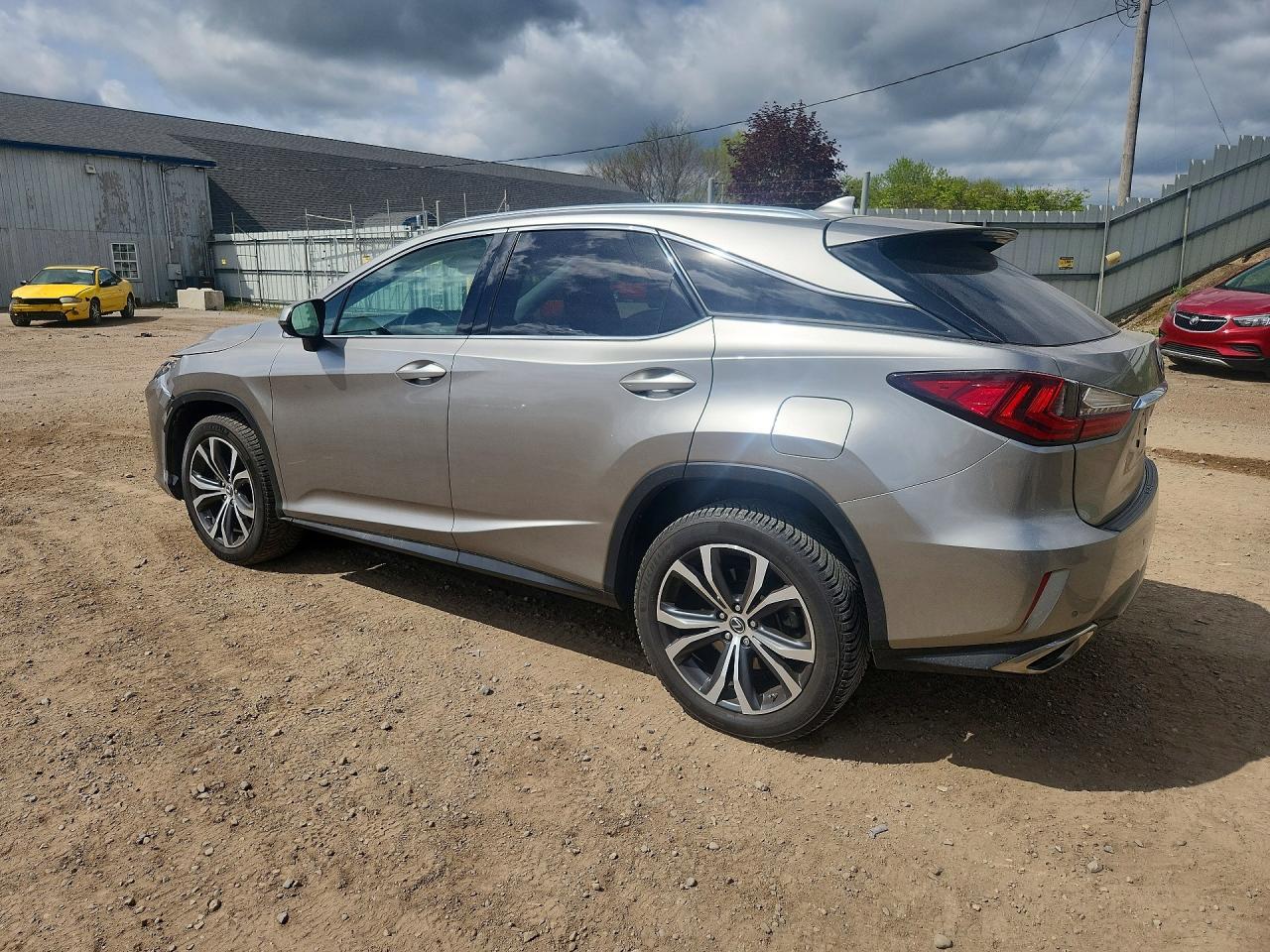 Lexus RX Base
