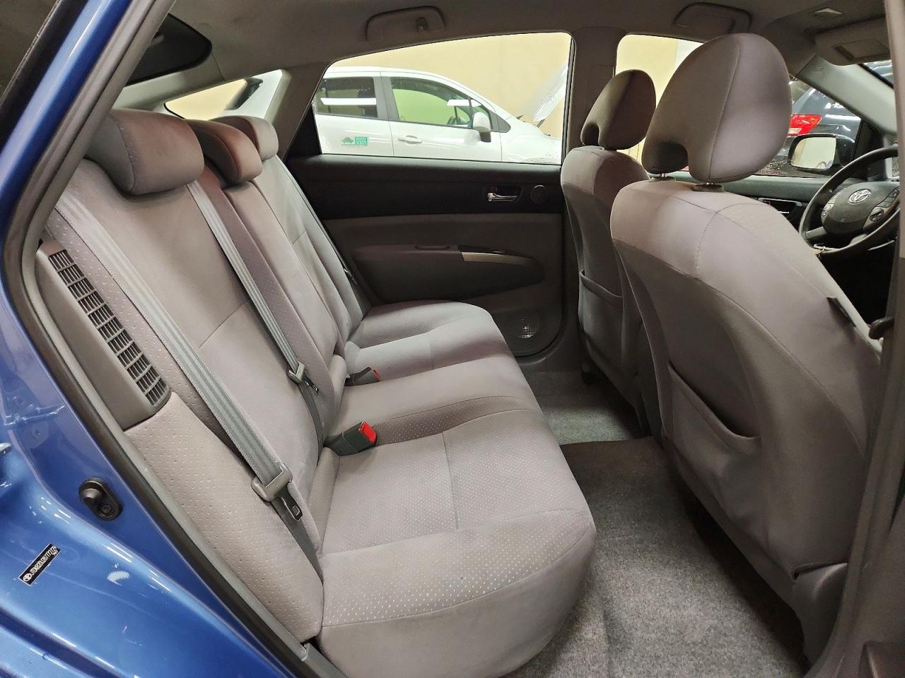 Toyota Prius Base
