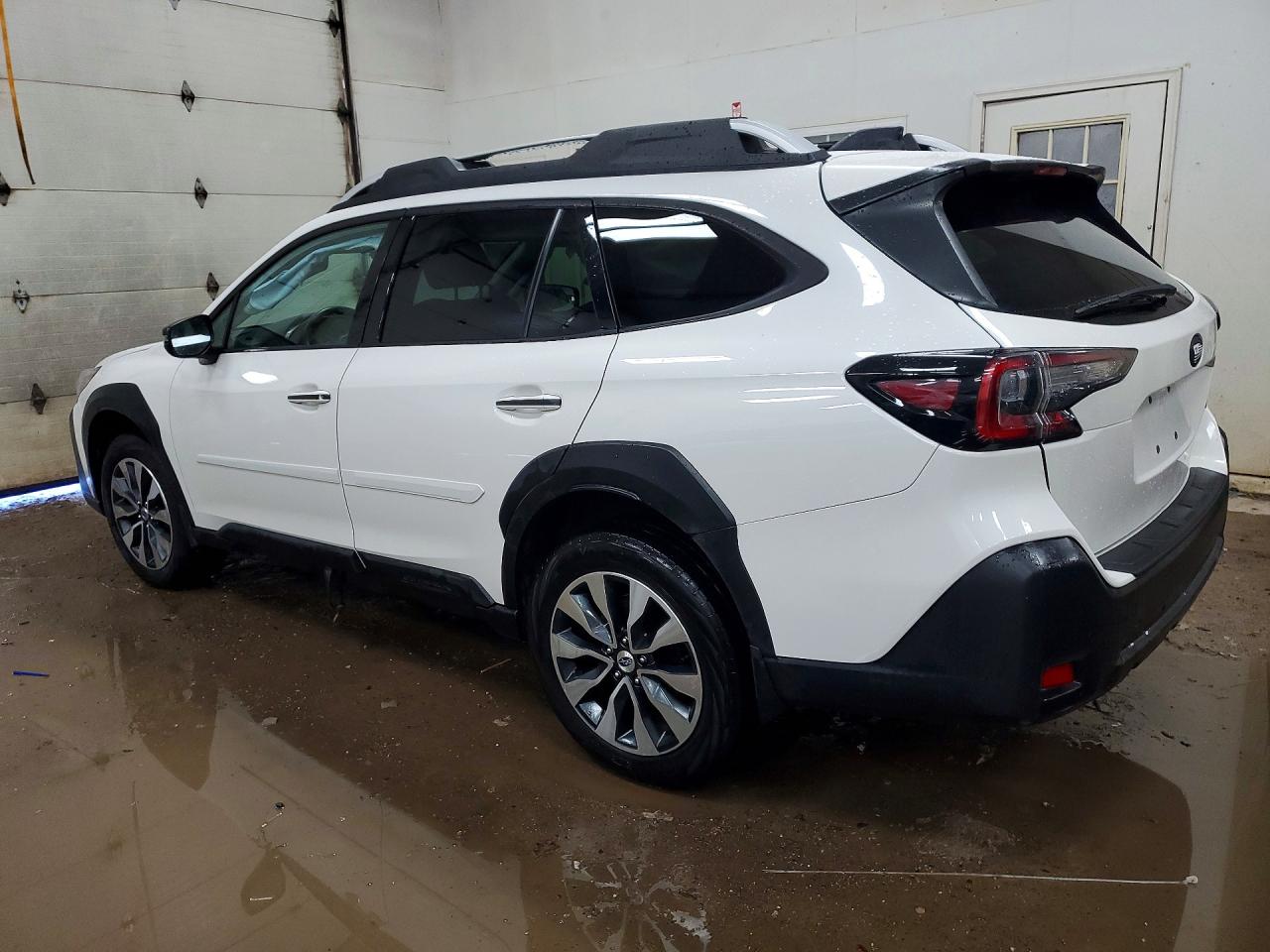 Subaru Outback Touring