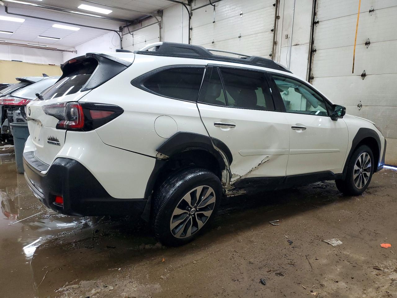 Subaru Outback Touring