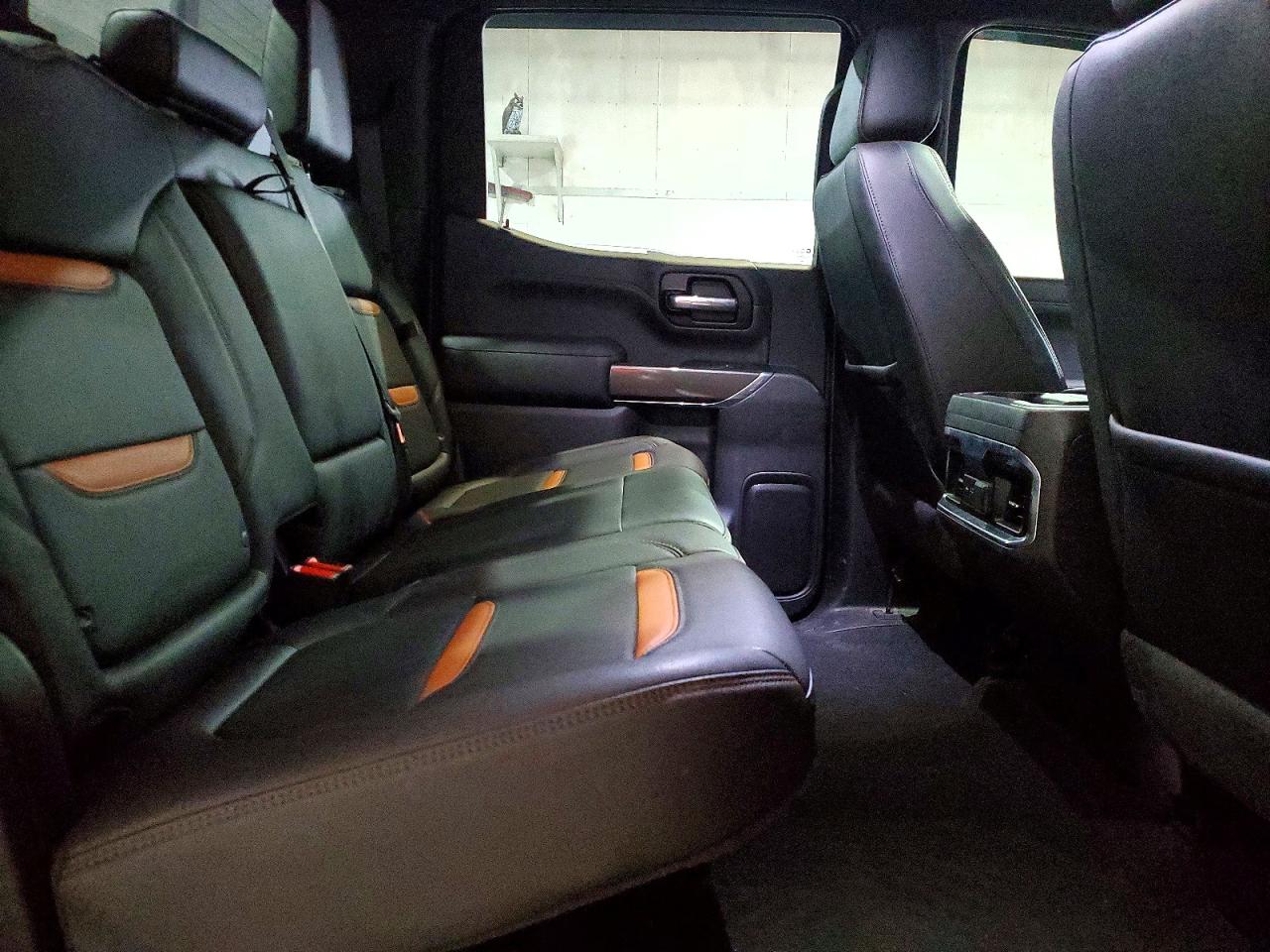 GMC Sierra K1500 At4