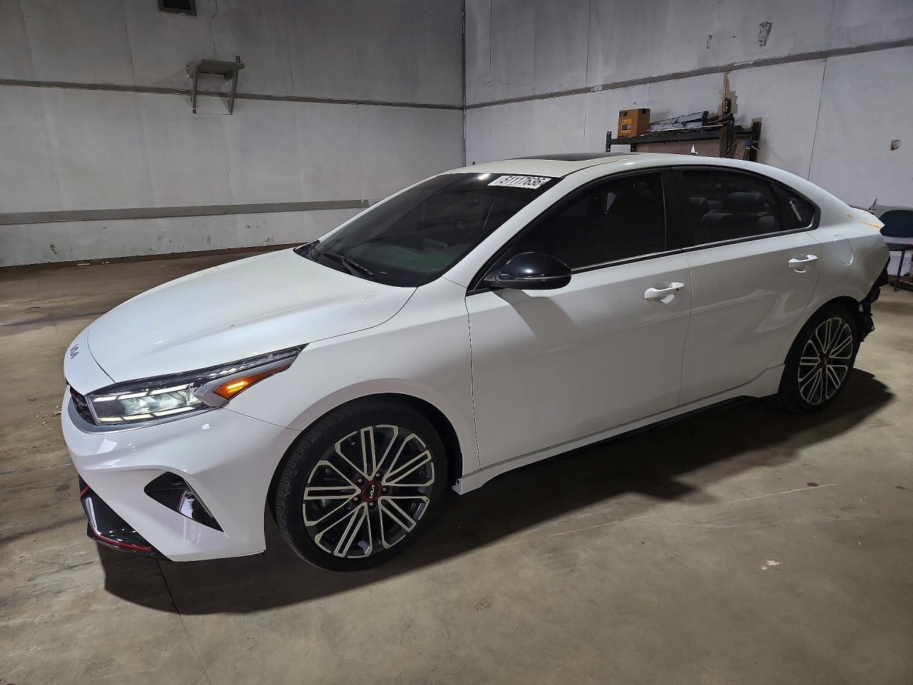 Salvage Kia Forte Image