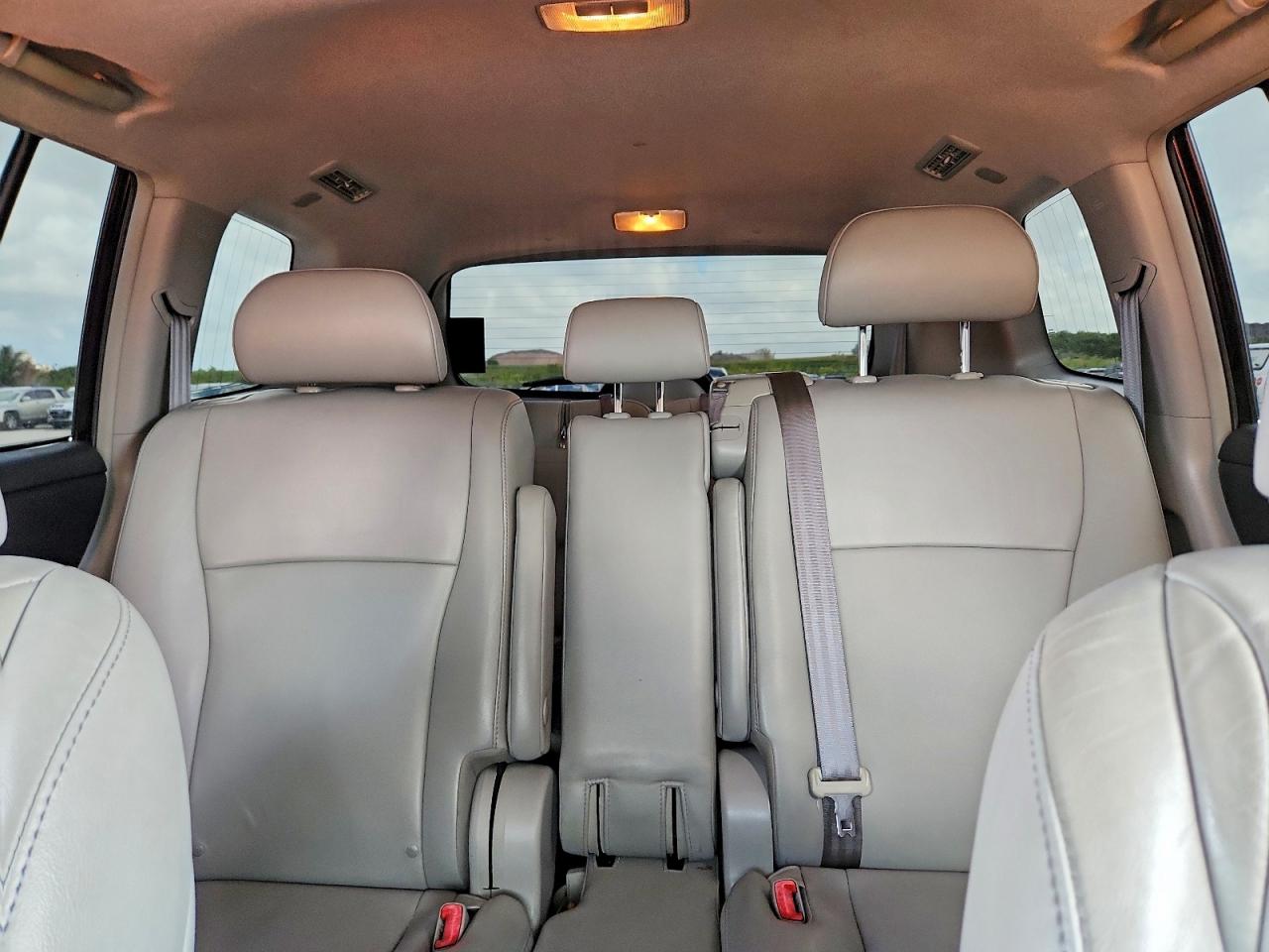 Toyota Highlander Se