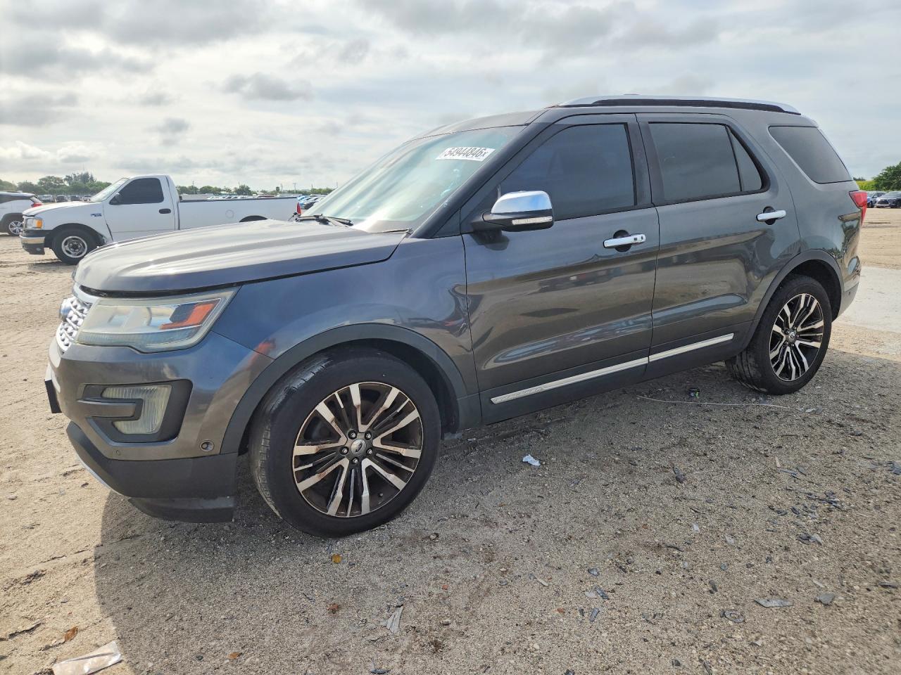 Salvage Ford Explorer Image