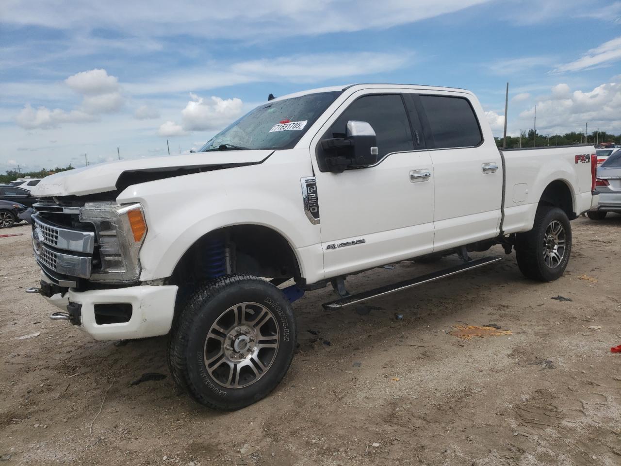 Salvage Ford F-250 Image