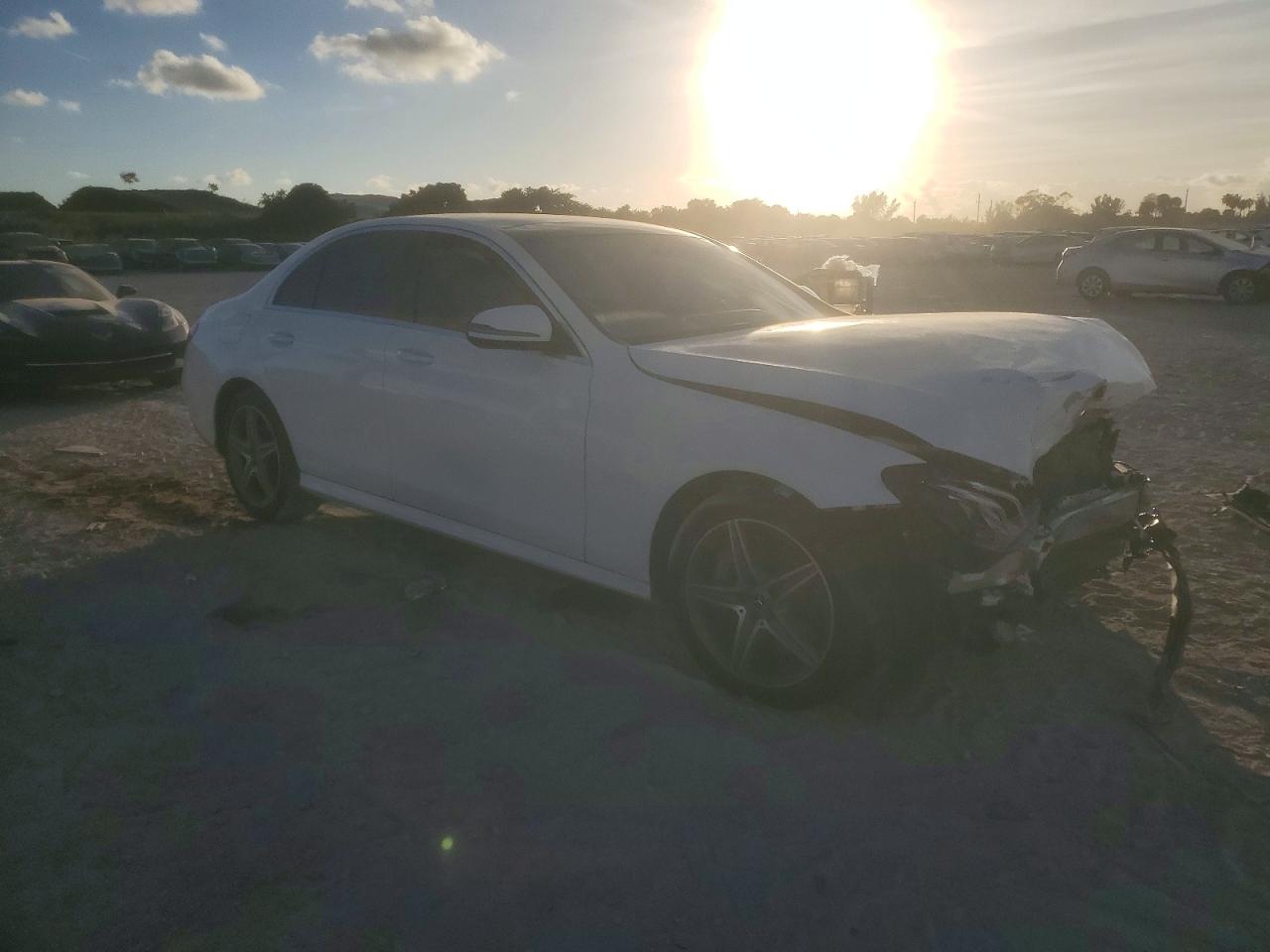 Mercedes-Benz E-Class 300 4matic