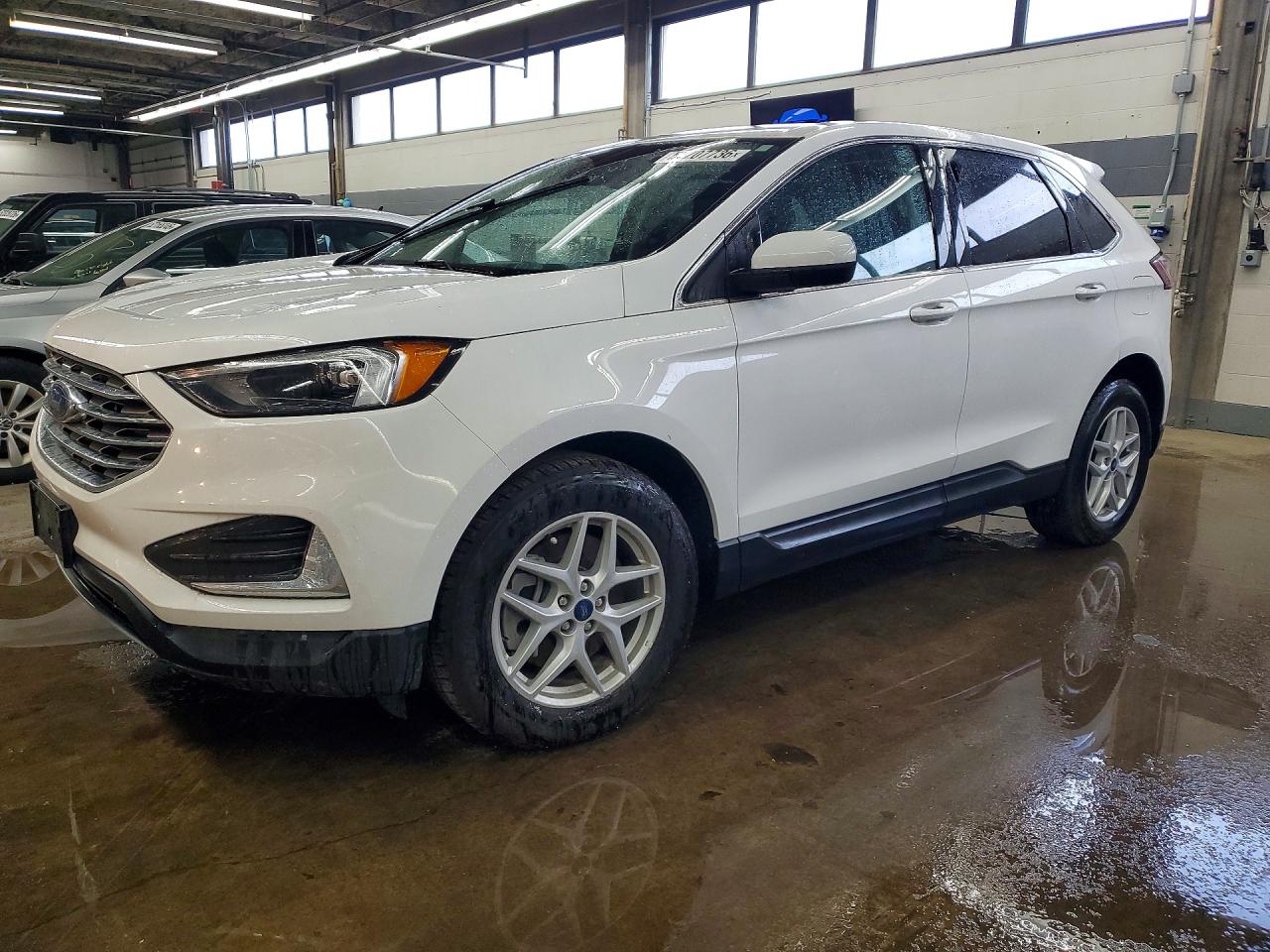 Salvage Ford Edge Image