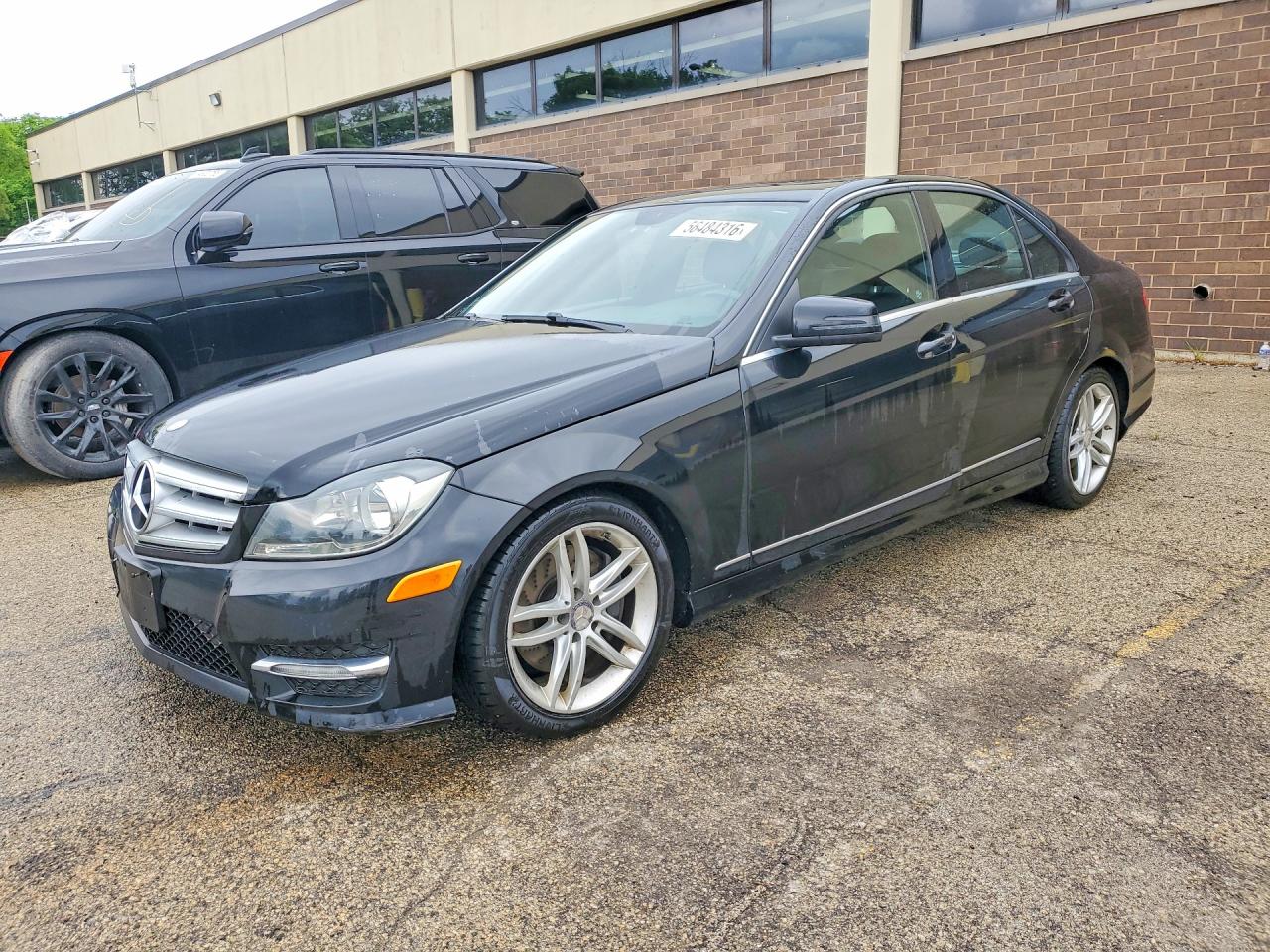 Salvage Mercedes-Benz C-Class Image