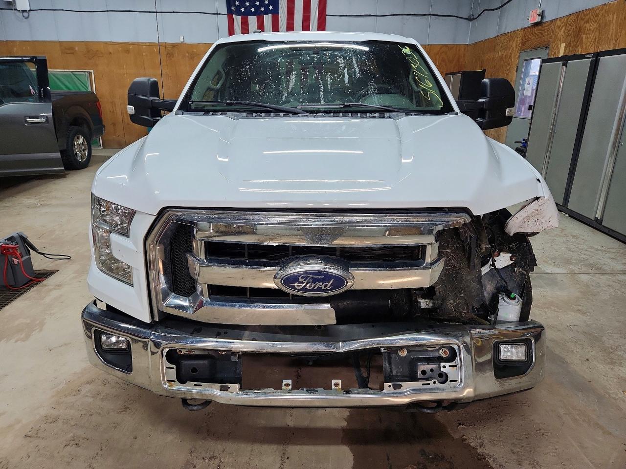 Ford F-150 Super Cab