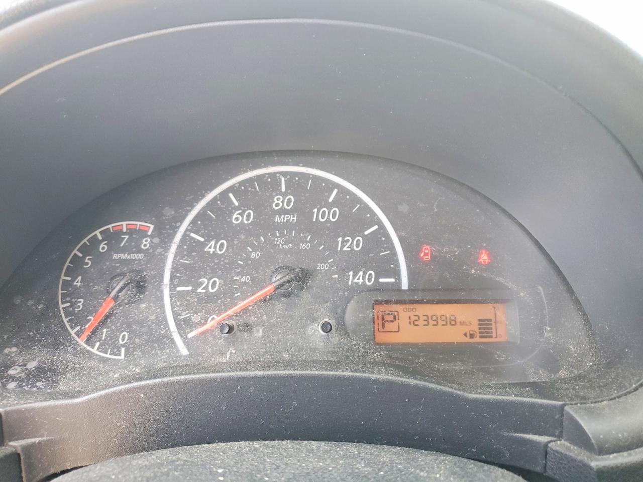 Nissan Versa 1.6 S