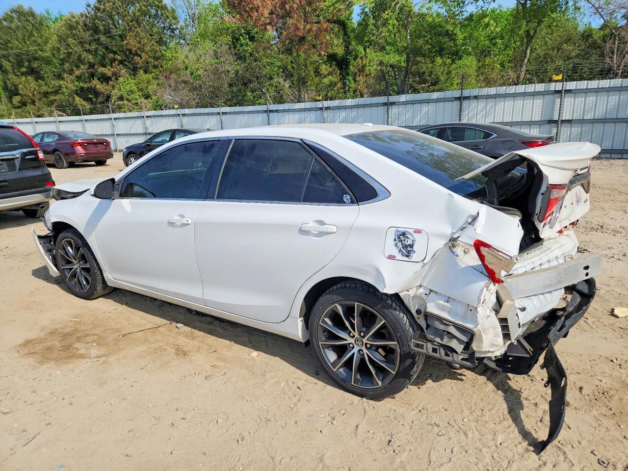 Toyota Camry Xse