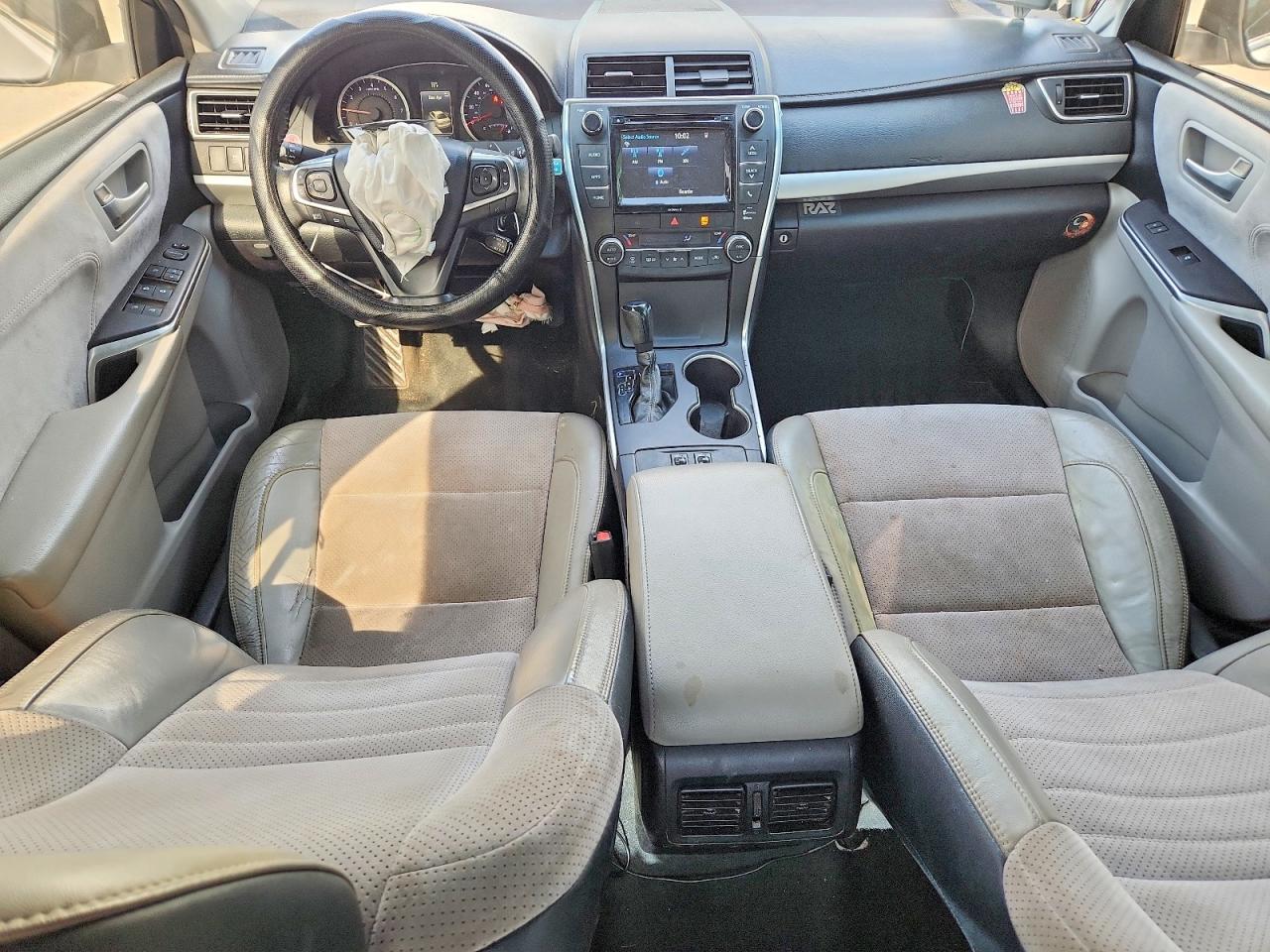Toyota Camry Xse