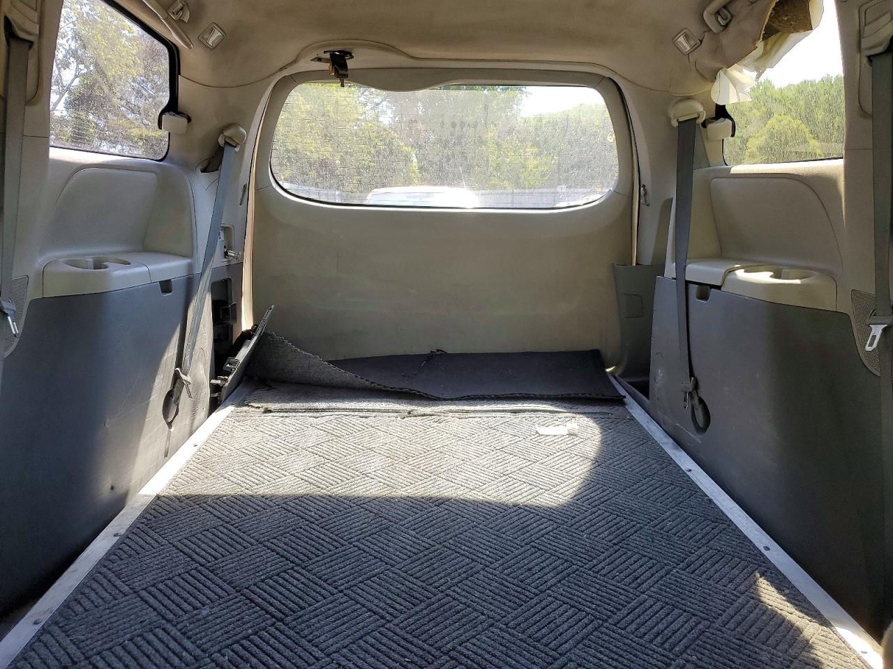 Toyota Van