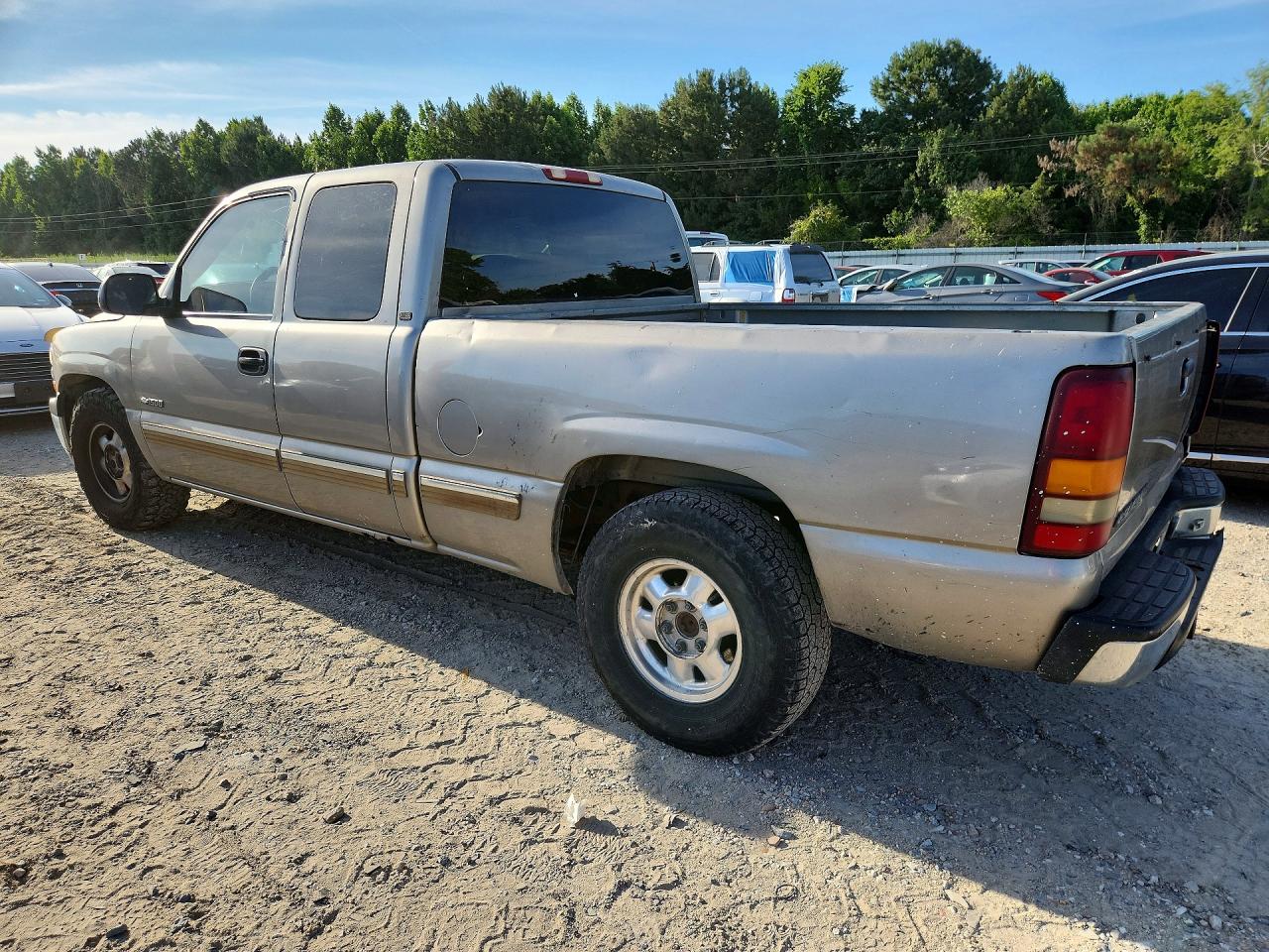 Chevrolet Silverado C1500