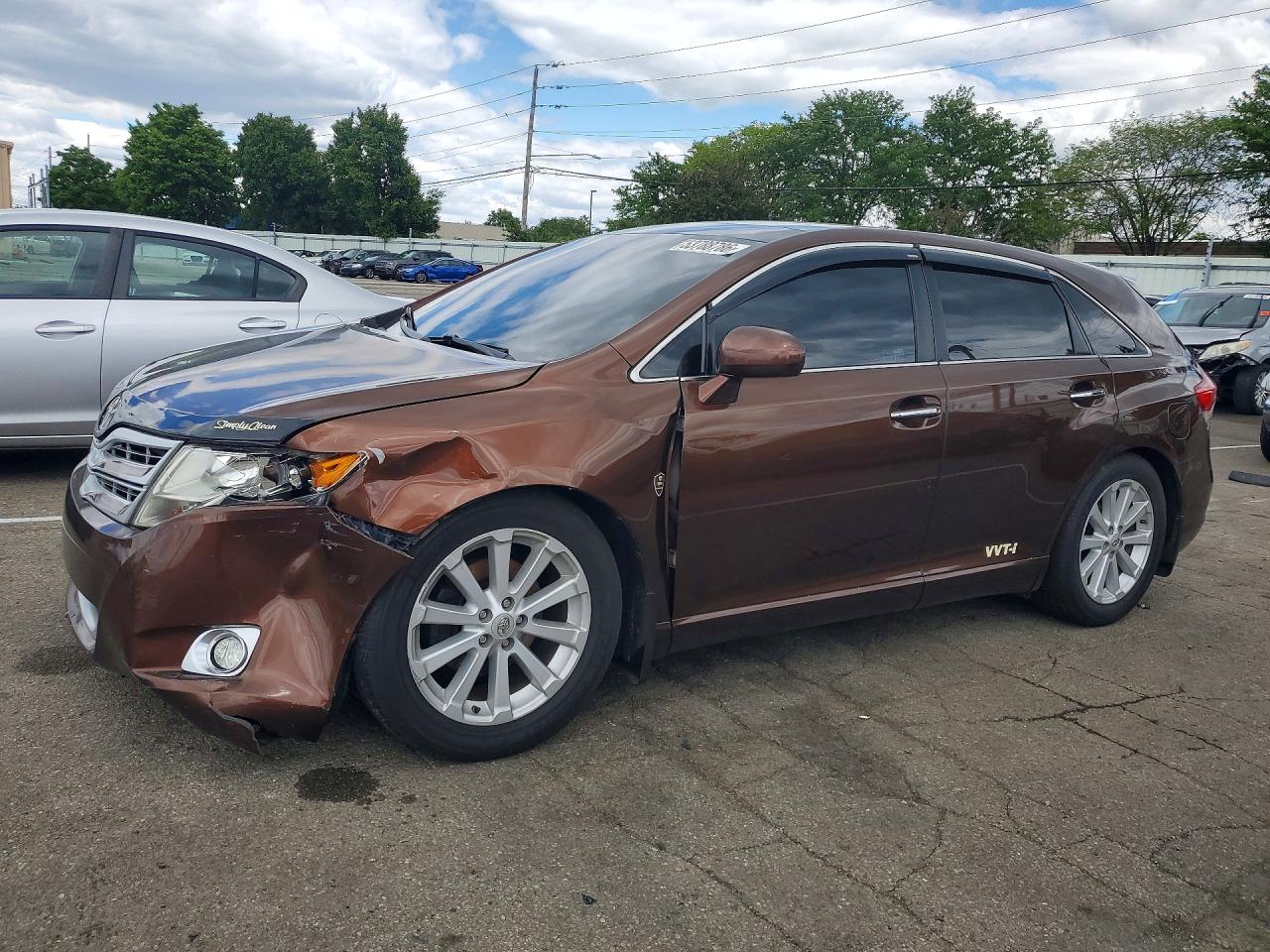 Salvage Toyota Venza Fwd Image