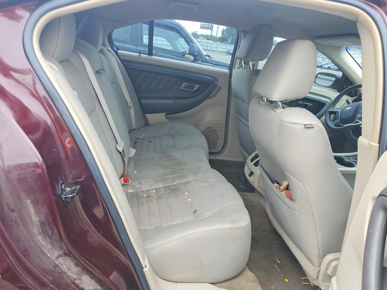 Ford Taurus Se