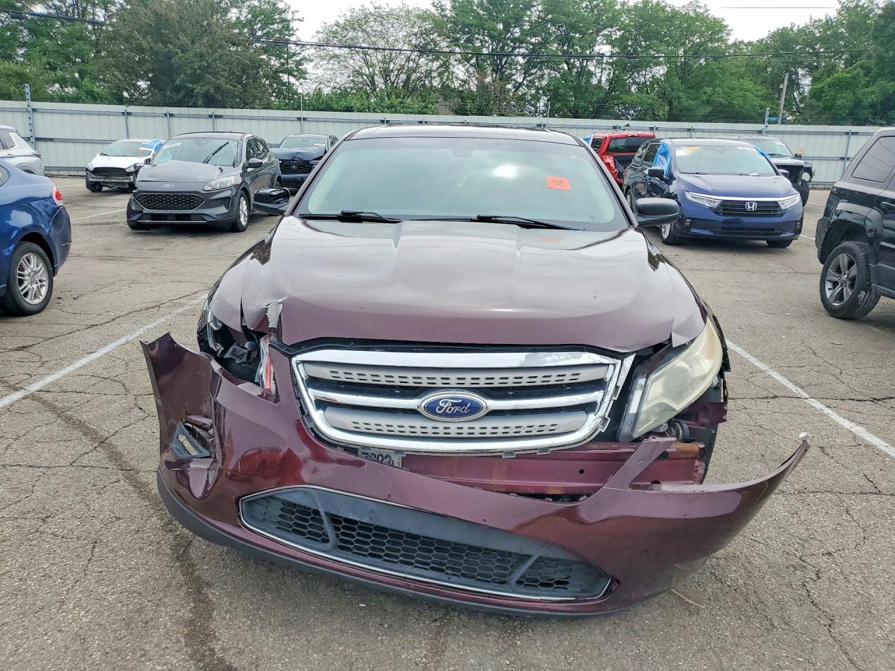 Ford Taurus Se