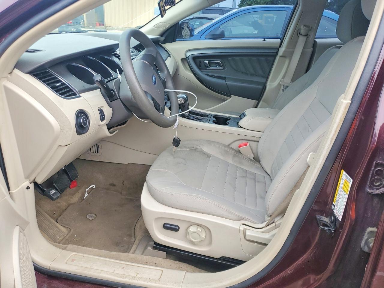 Ford Taurus Se