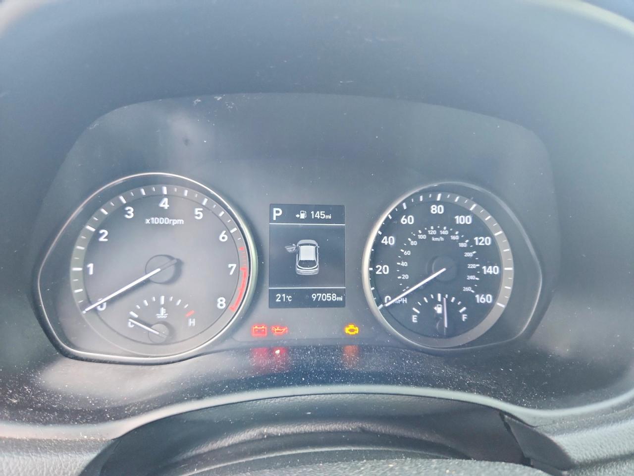Hyundai ELANTRA Base