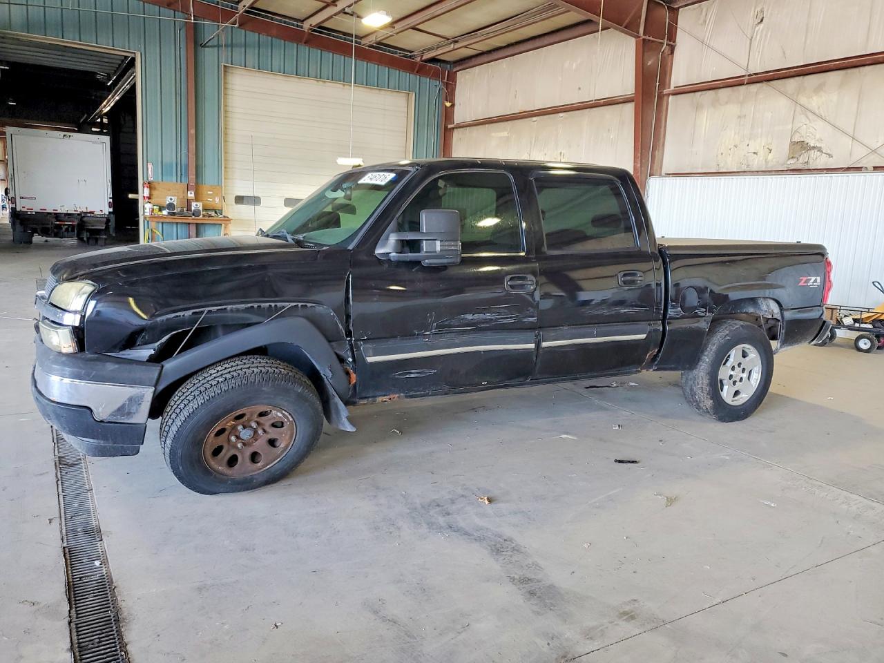 Salvage Chevrolet Silverado Image