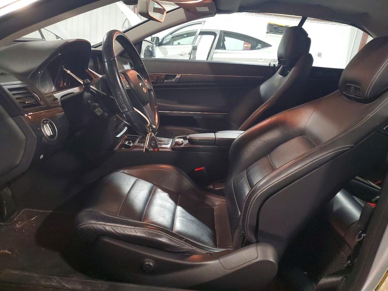 Mercedes-Benz E-Class 350