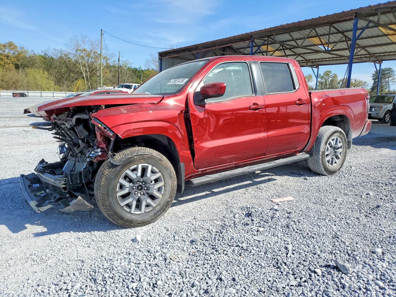 Salvage Nissan Frontier Image