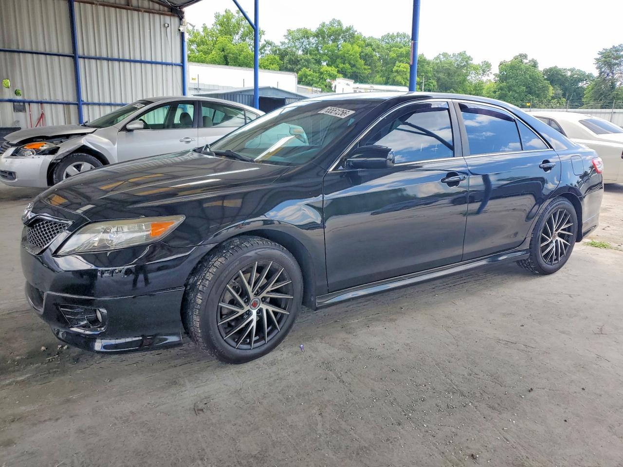 Salvage Toyota Camry Image