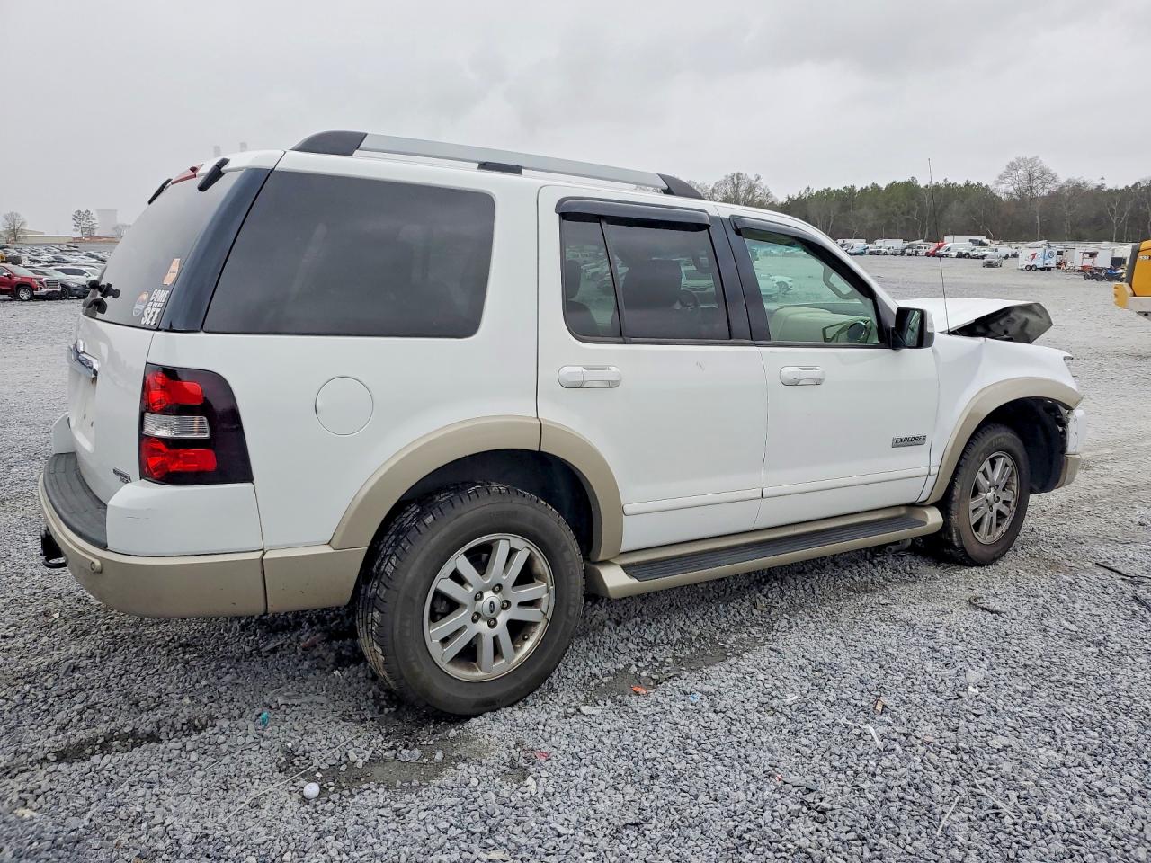 Ford Explorer Eddie Bauer