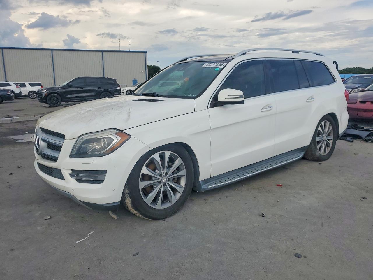 Salvage Mercedes-Benz G-Class Image