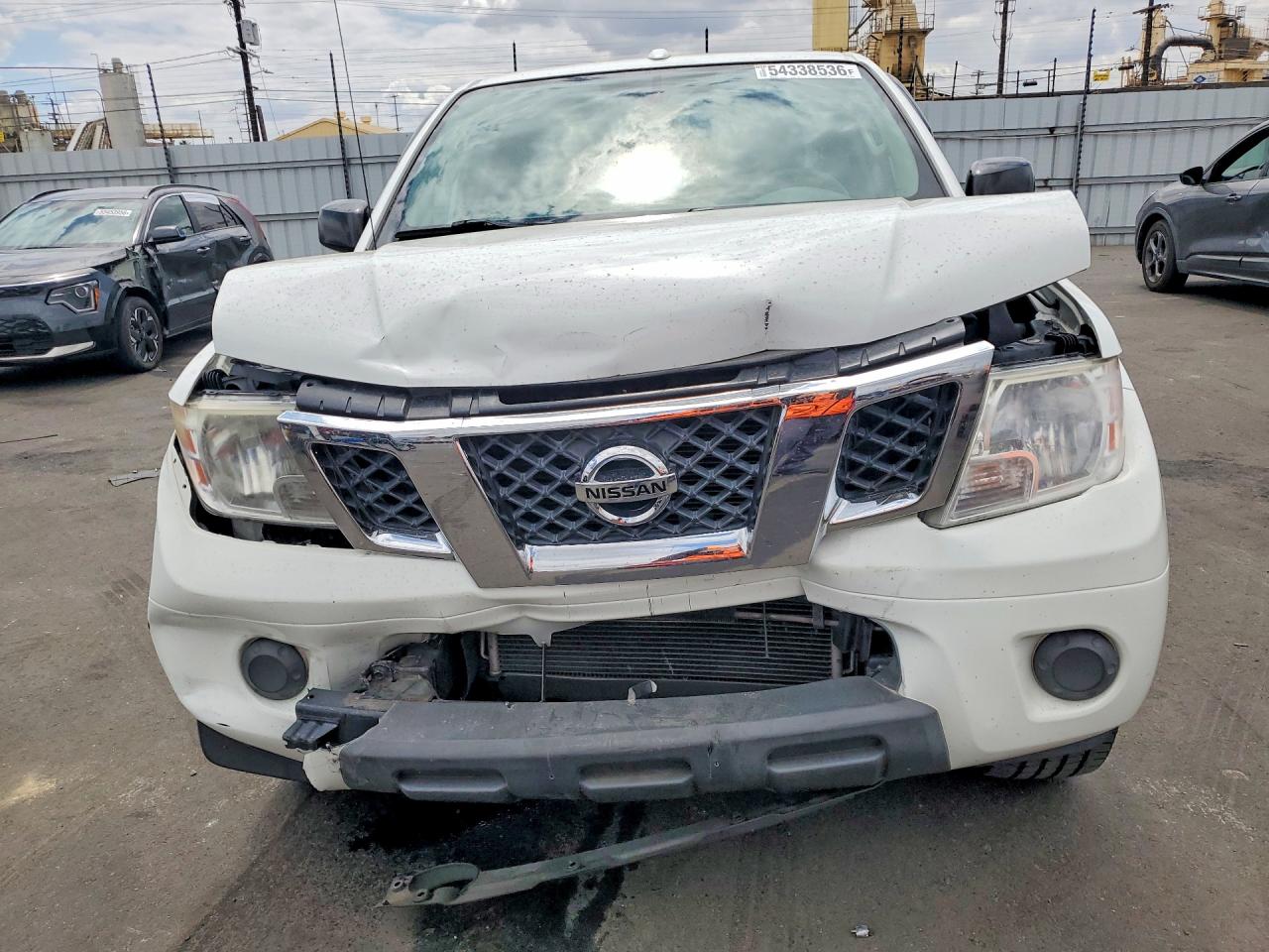 Nissan Frontier S