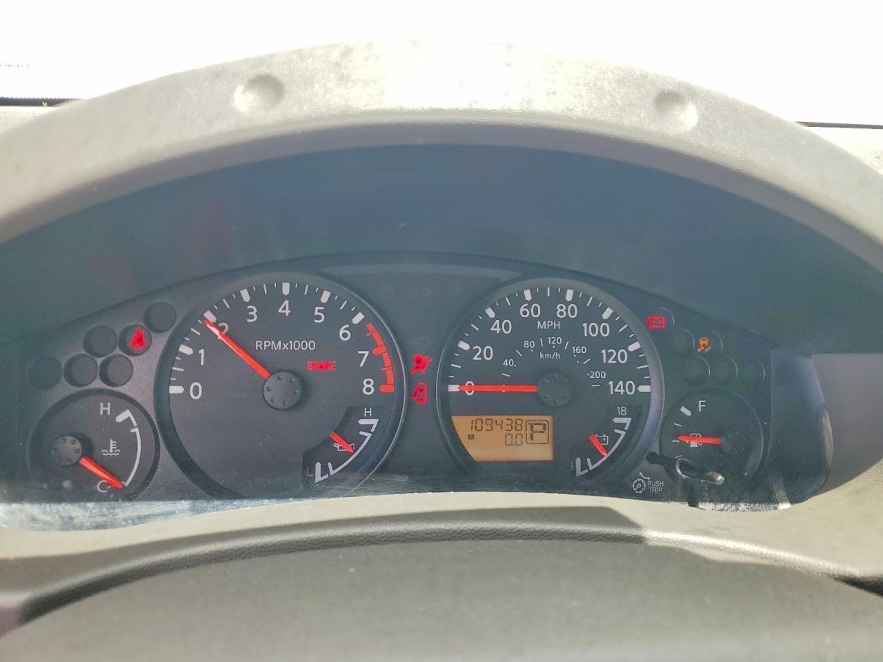 Nissan Frontier S