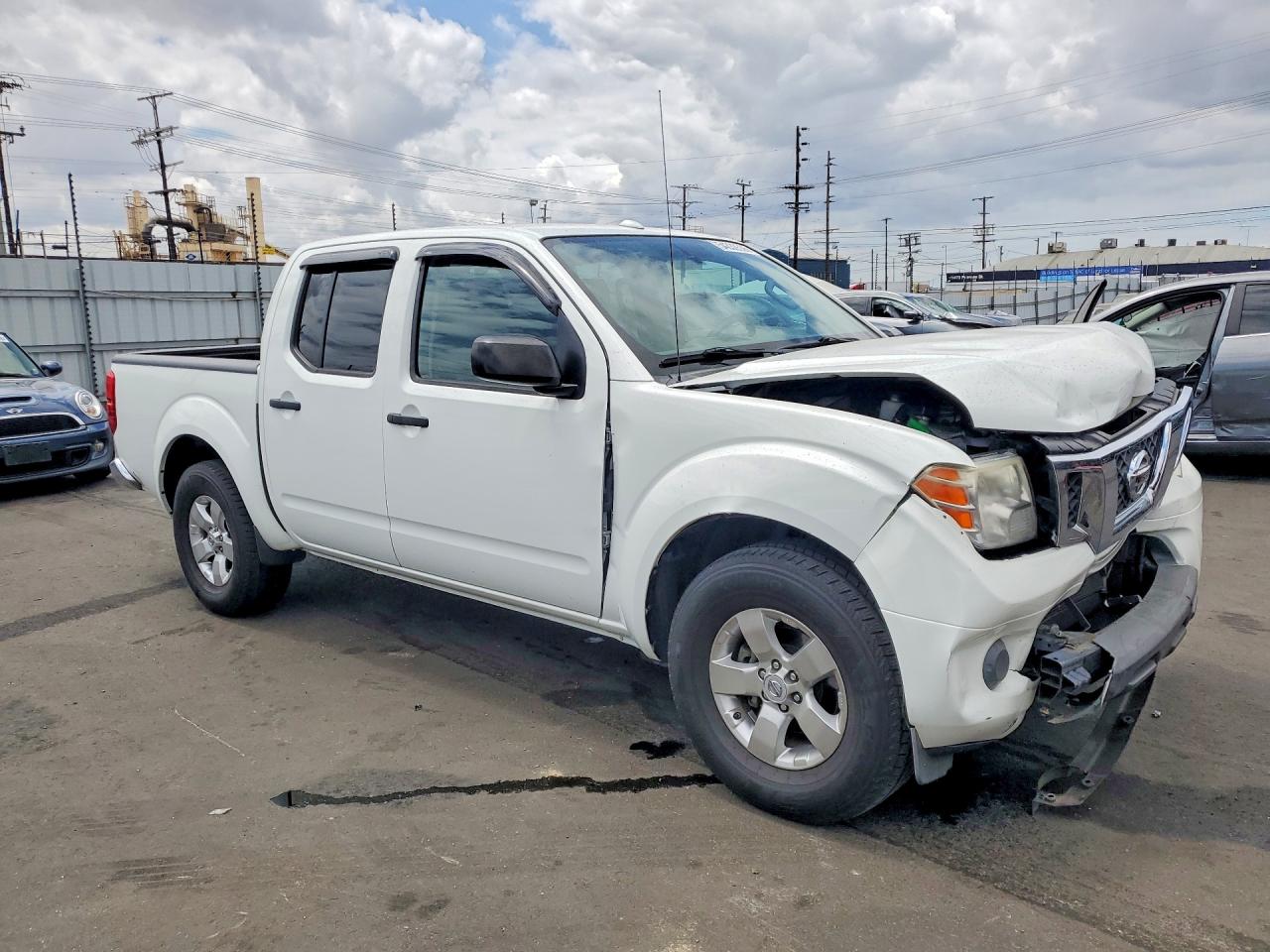 Nissan Frontier S