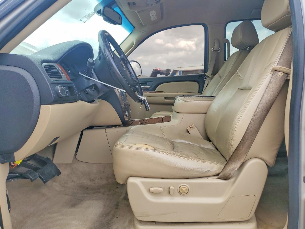 Chevrolet Tahoe C1500