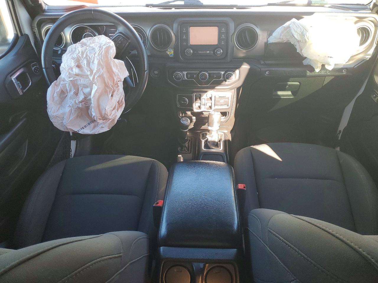 Jeep Wrangler Sport