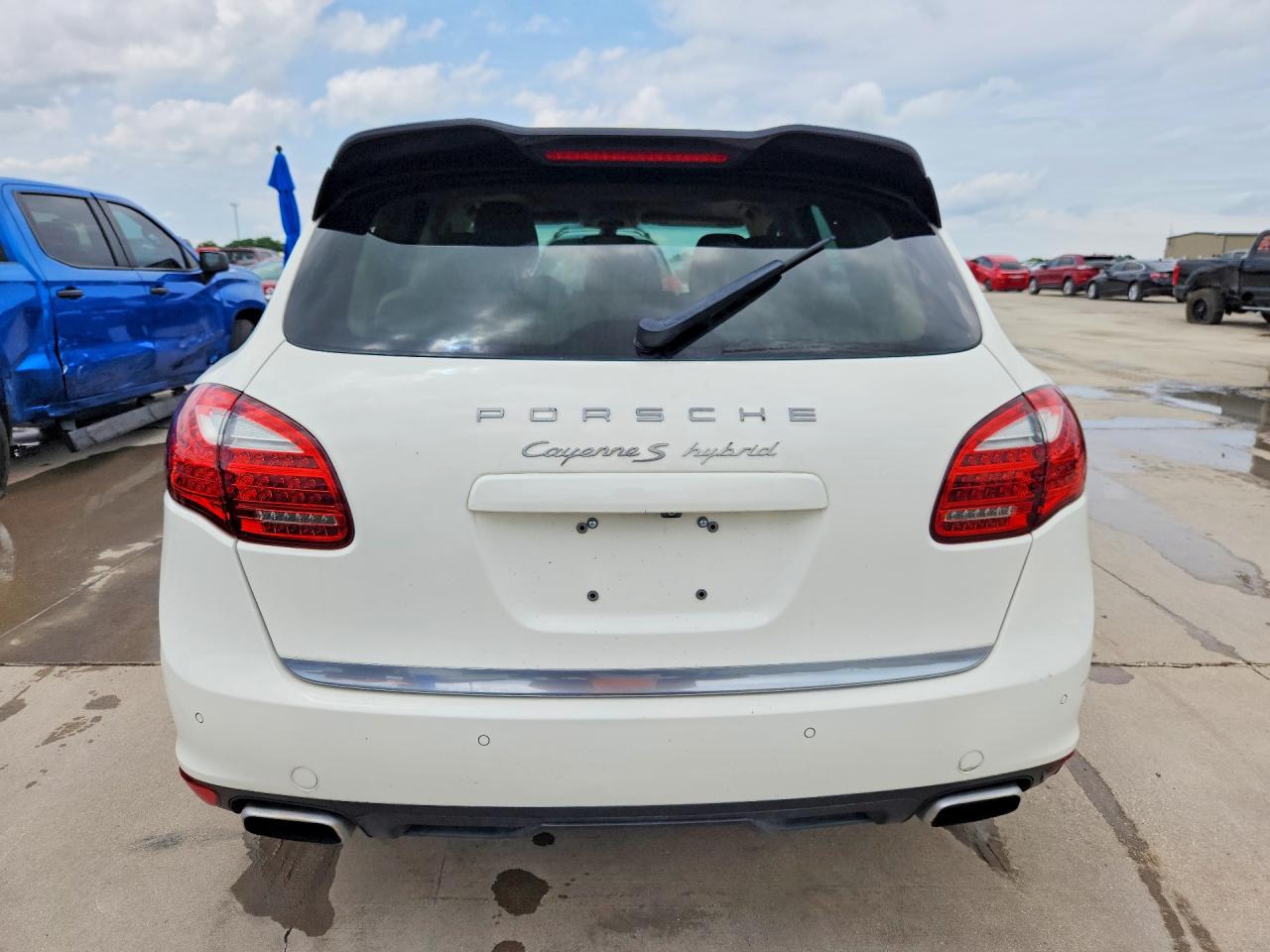 Porsche Cayenne S Hybrid