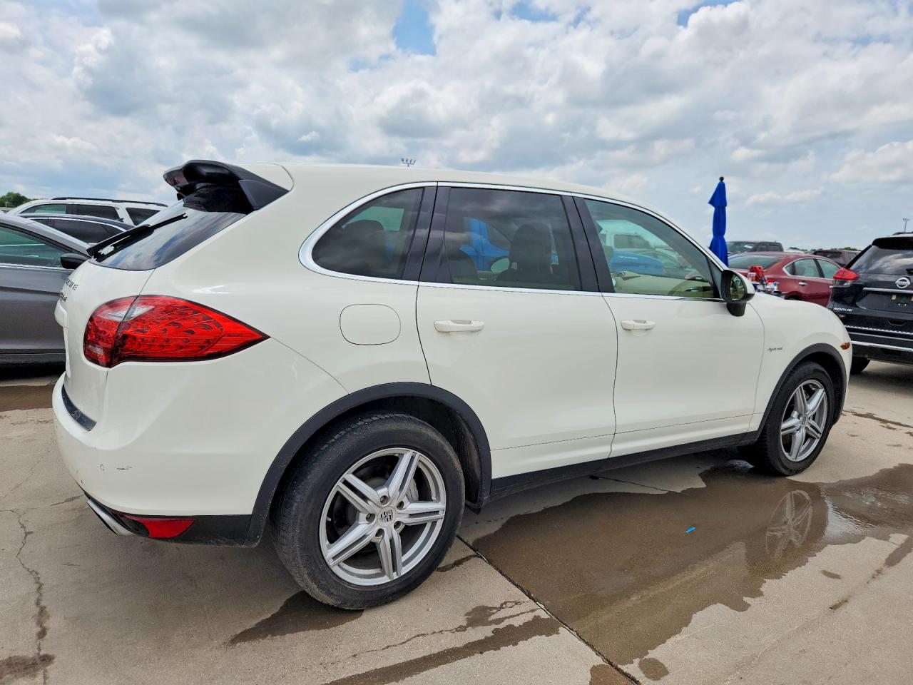 Porsche Cayenne S Hybrid