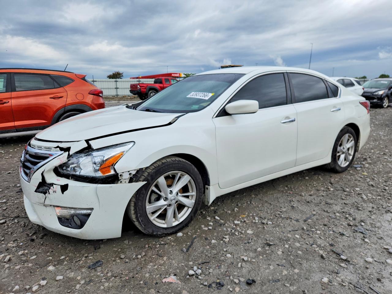 Salvage Nissan Altima Image