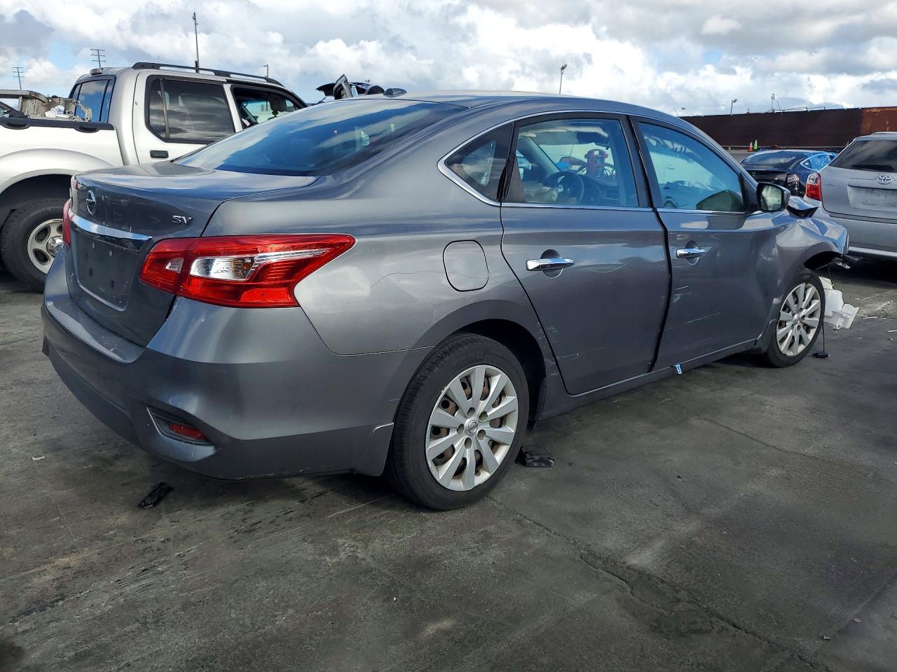 Nissan Sentra Sv