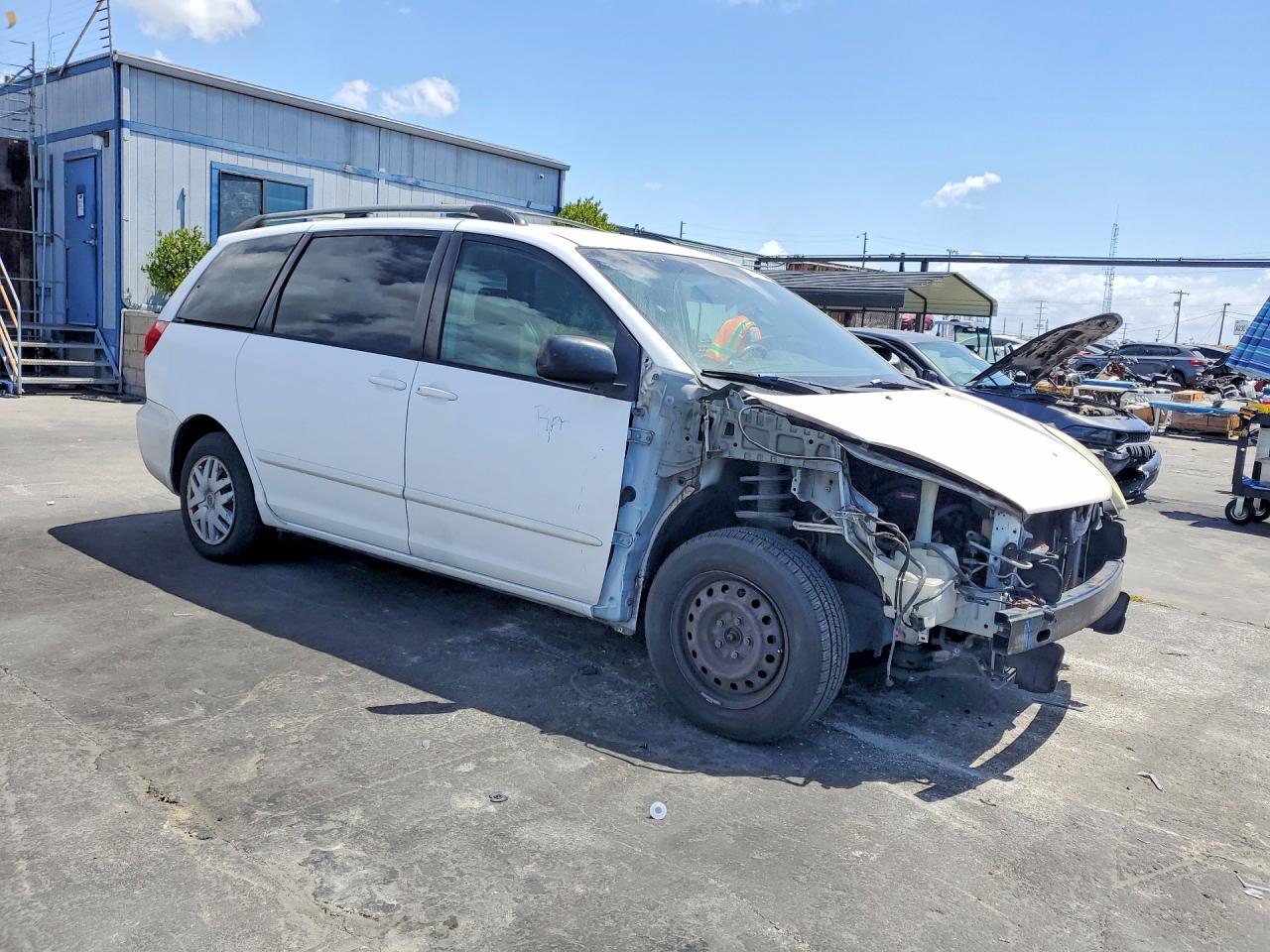 Toyota Sienna Le 8 Passenger