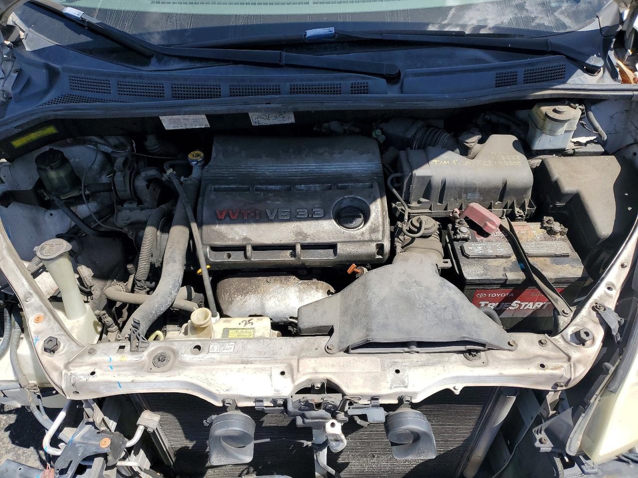 Toyota Sienna Le 8 Passenger