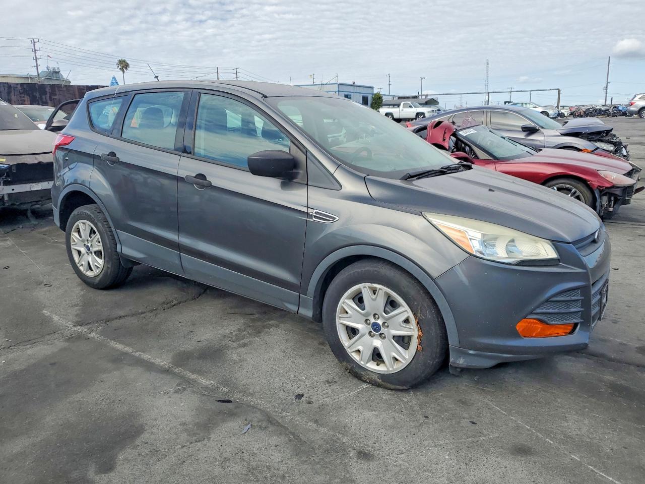 Ford Escape S