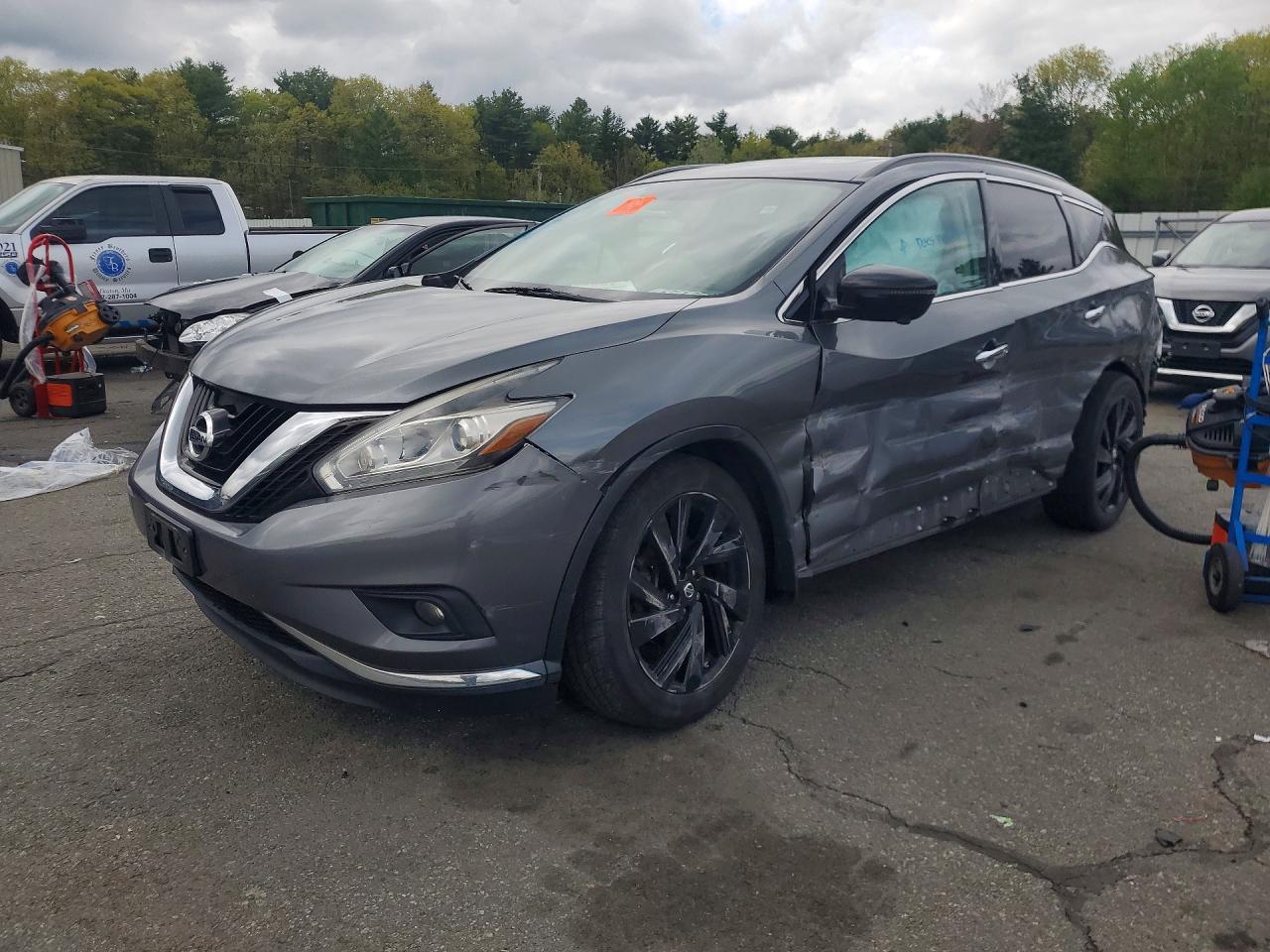 Salvage Nissan Murano Image